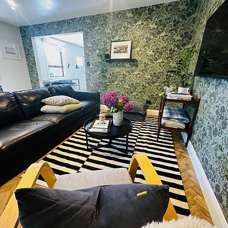 فيلا كريستتشيرشفي 2 Bed Beckenham Beauty - Pet Friendly المظهر الخارجي الصورة